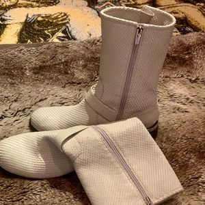 Ivory military boot Size 8.5 women's